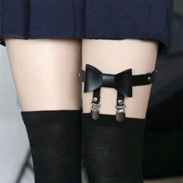 美军称击落两架伊朗无人机